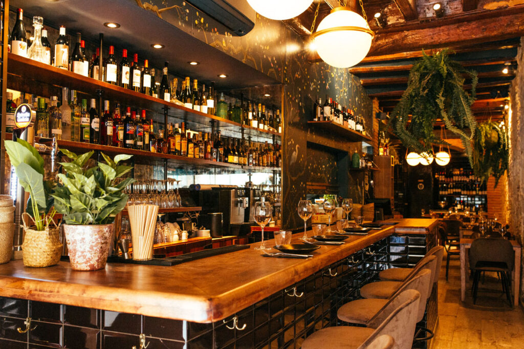 Gambito Lounge-Bar Restaurant, Mediterranean and Catalan Cuisine, Tapas